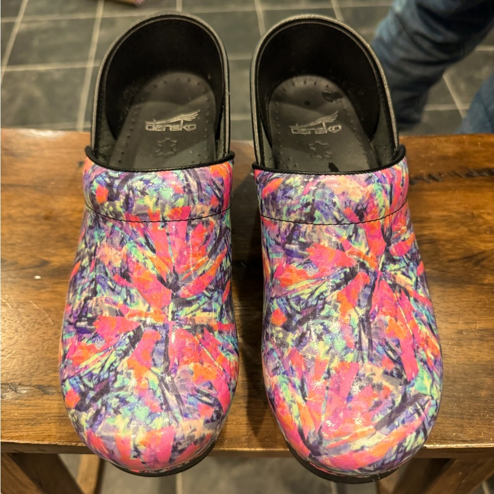 Dansko Clogs, Size 39
